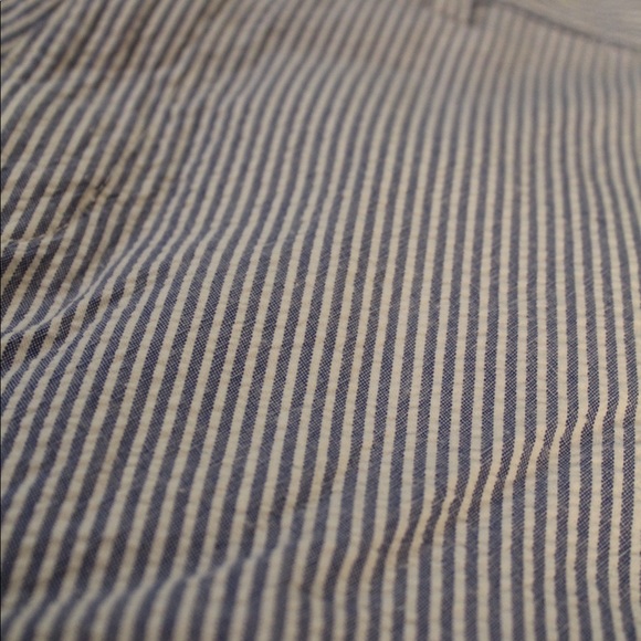 Bermuda shorts - Picture 2 of 3